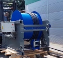 Horizontal cable reel